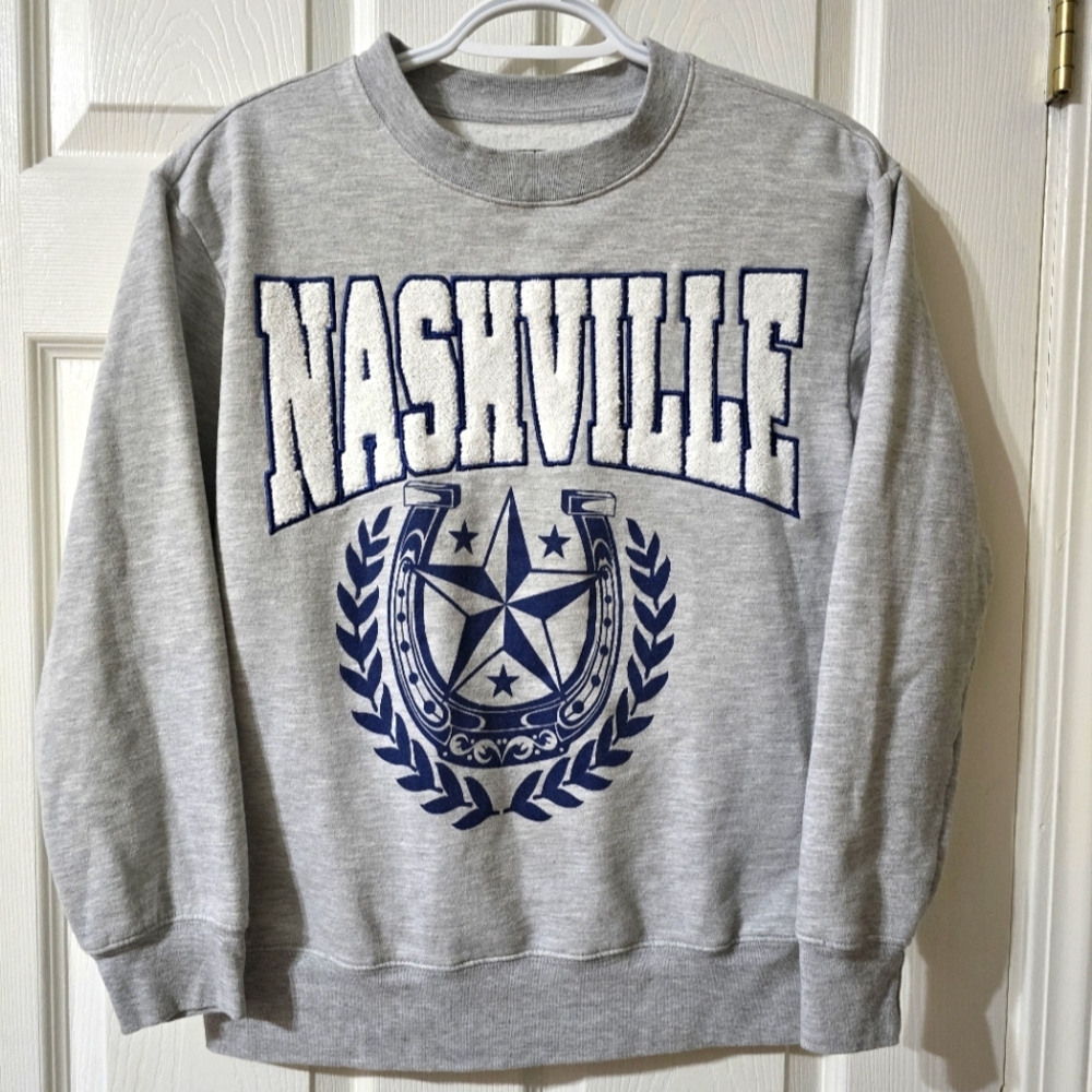 Embroidered Retro Style Nashville Crewneck Sweatshirt by Freeze, Ash Gray, EUC!